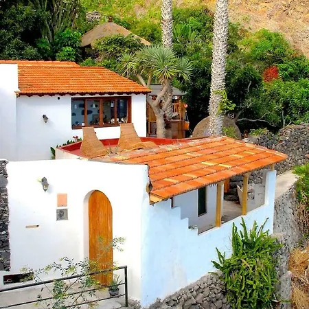 With Ocean View Villa Agulo