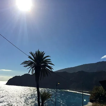 With Ocean View Βίλα Agulo