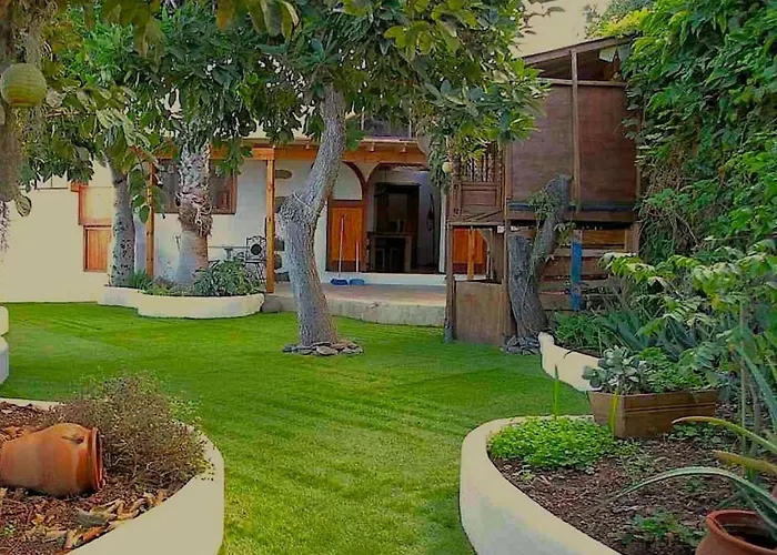 With Ocean View Villa Agulo