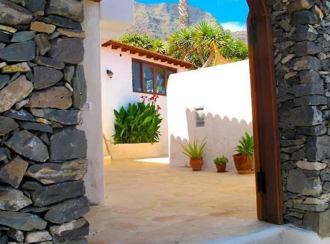 With Ocean View Villa Agulo